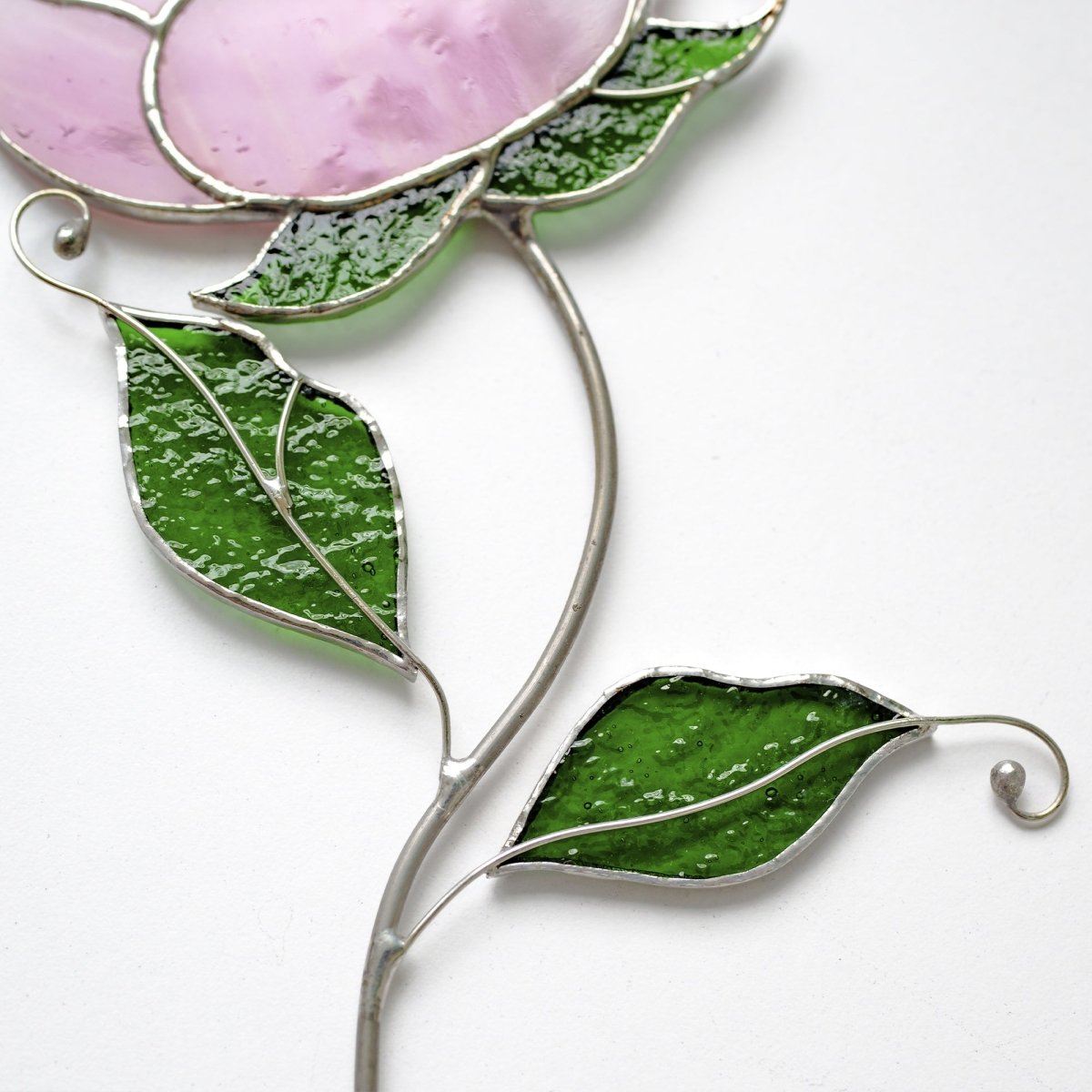 suncatcher stained_glass Peony Stained Glass Suncatcher – Handmade Tabel Decor