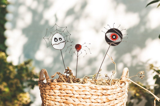 How to Decorate Your Home with Stained Glass for Halloween - VitrageArtSouvenirs