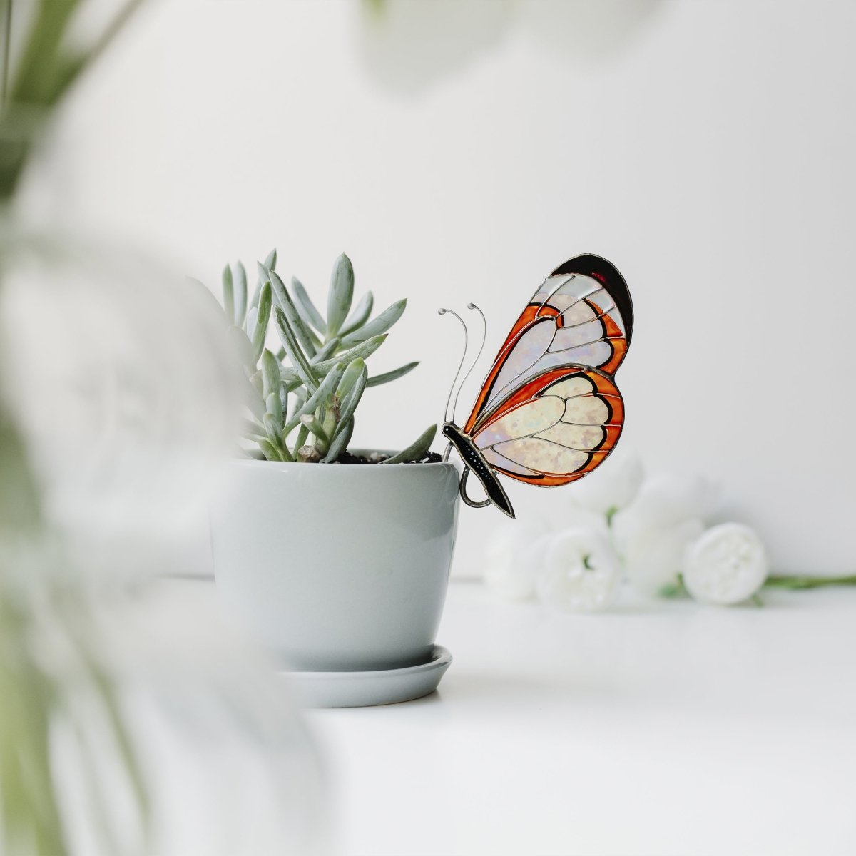 suncatcher Top product stained_glass Gretta Otto Butterfly Stained Glass - Suncatcher Planter decor 3.15x4.7 inch