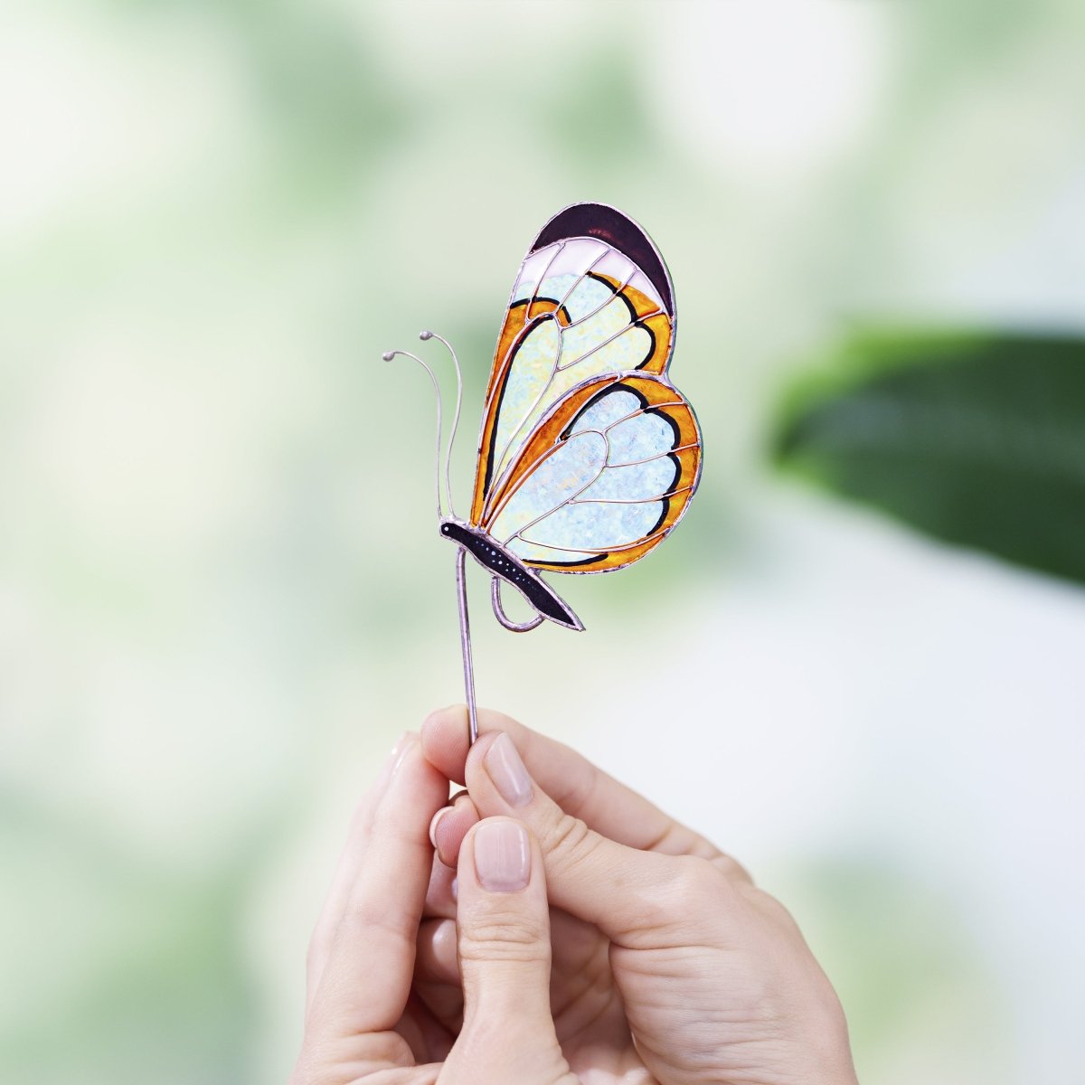 suncatcher Top product stained_glass Gretta Otto Butterfly Stained Glass - Suncatcher Planter decor 3.15x4.7 inch